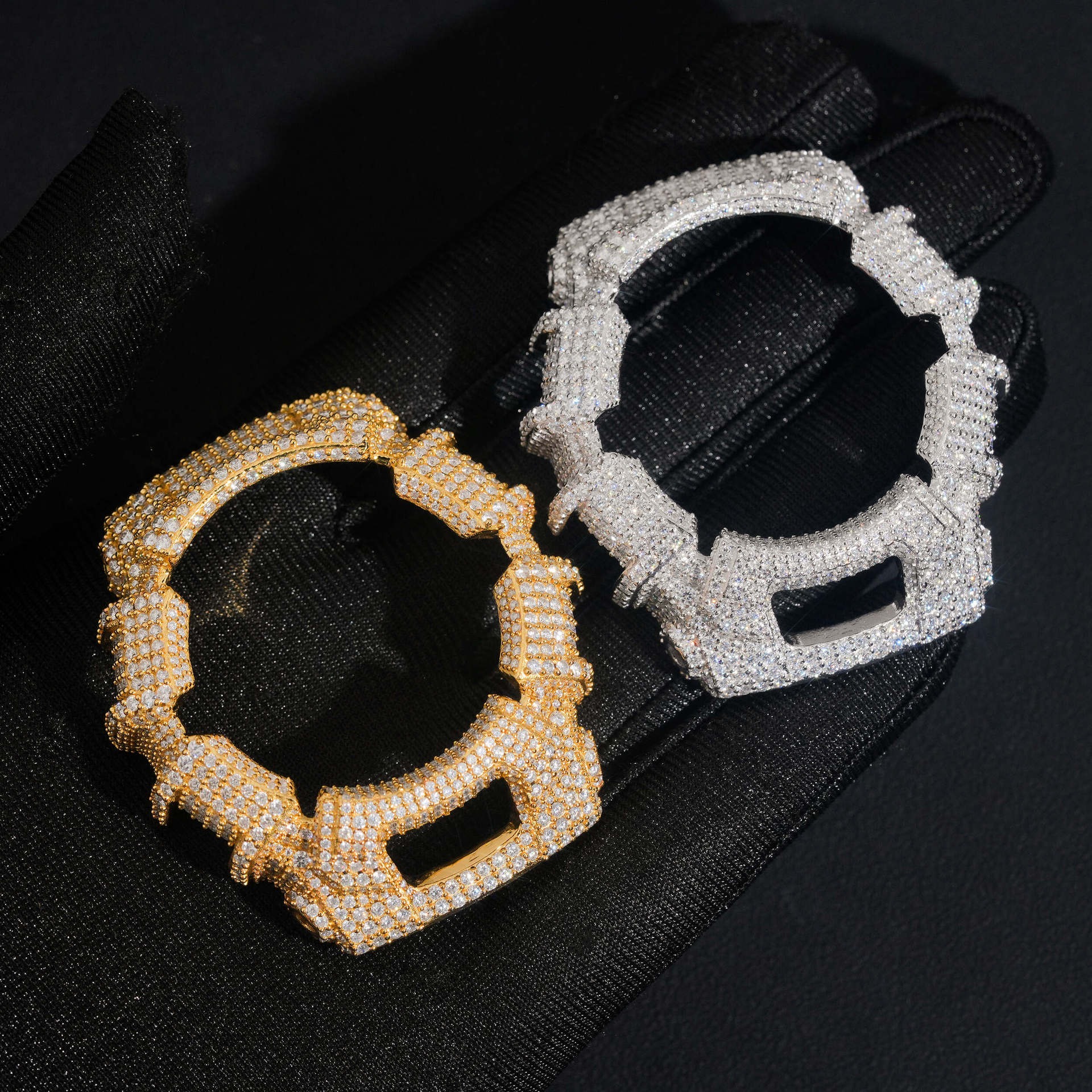 Iced-Out G-Shock Watch Case by - Luxury Watch Level のレビューと価格