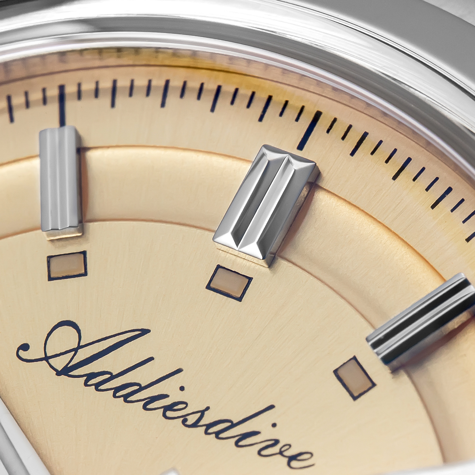 ADDIESDIVE Super Luminous Japa - Luxury Watch Ladies のレビューと価格