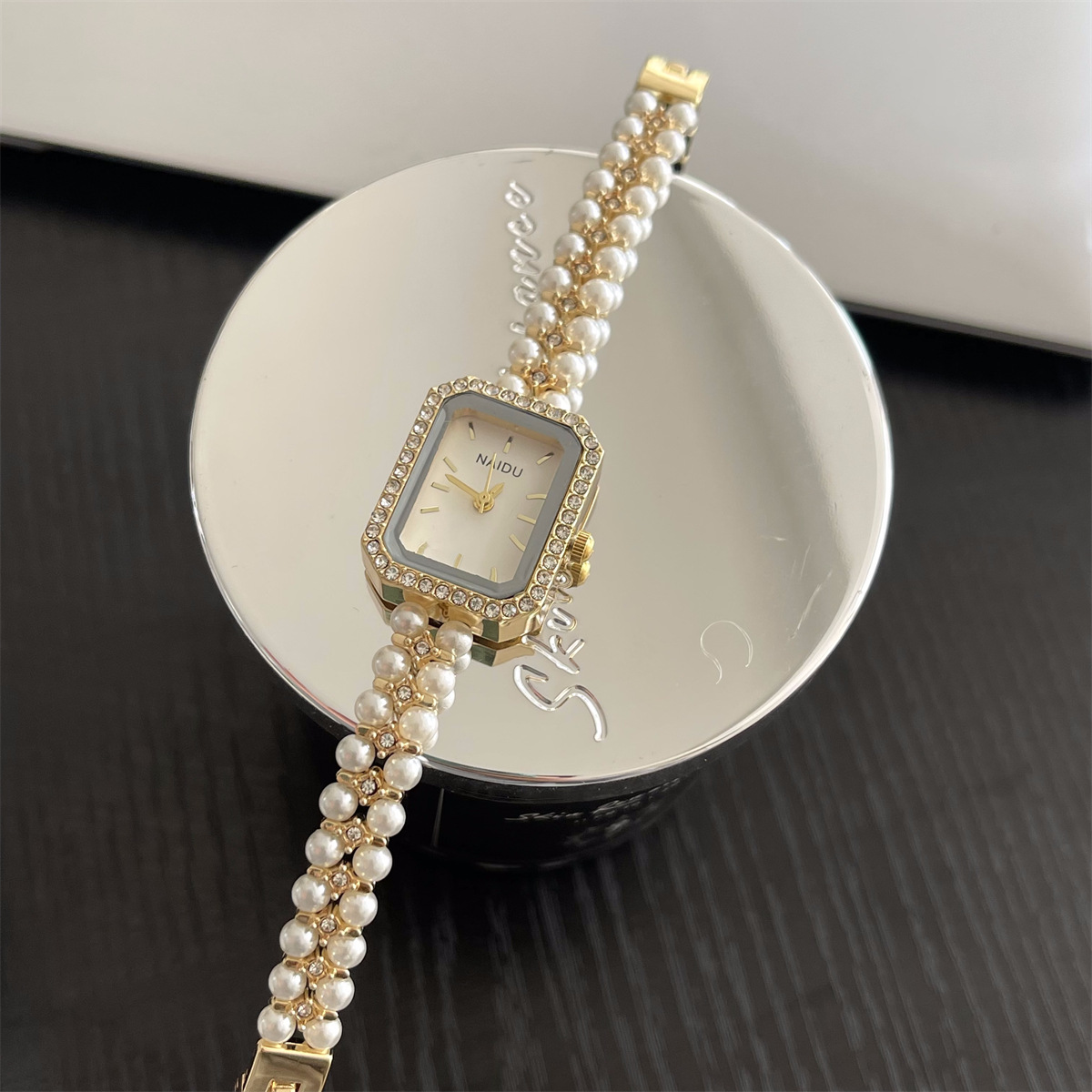 Luxury Women Bracelet Watch Sm - Luxury Watch Vintage のレビューと価格