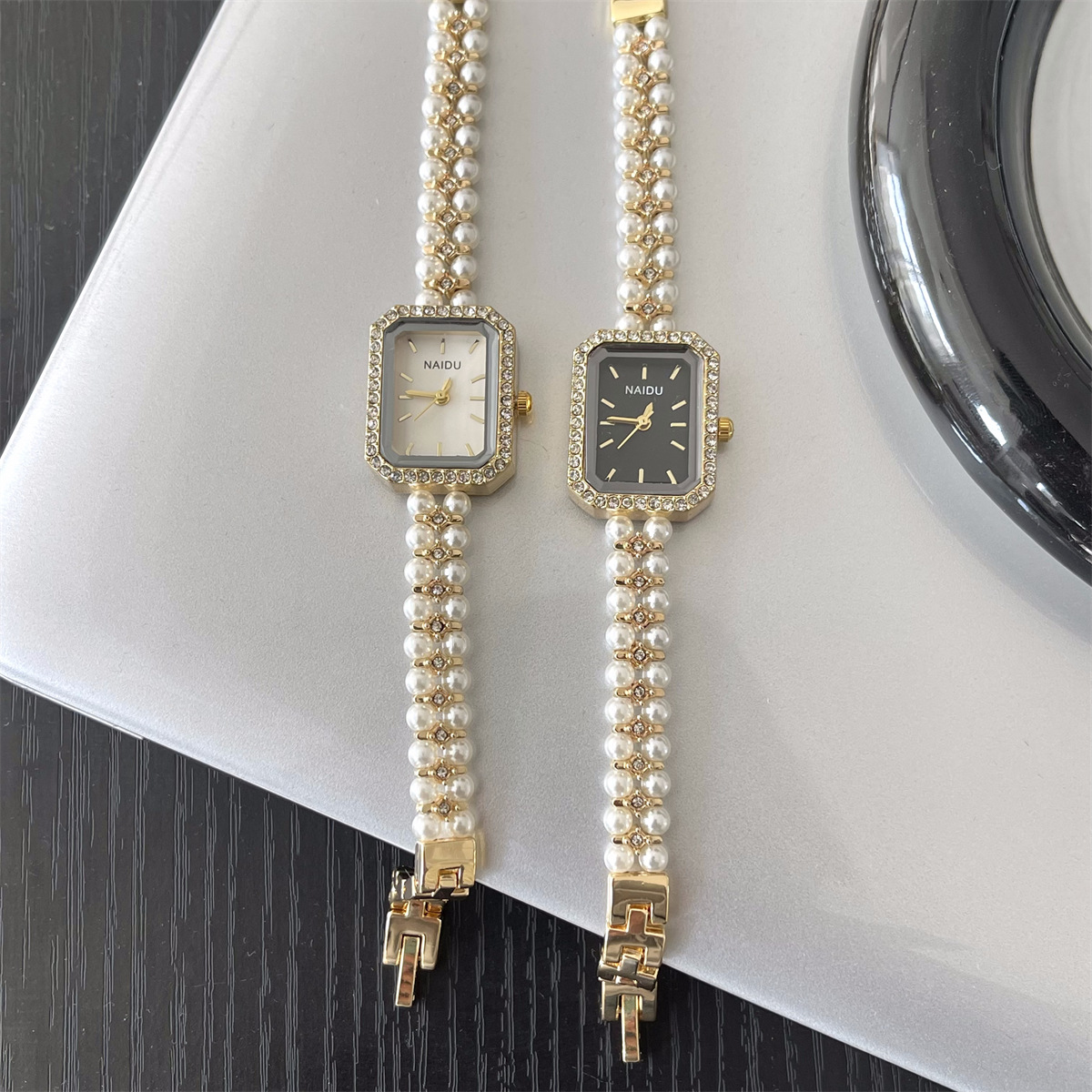 Luxury Women Bracelet Watch Sm - Luxury Watch Vintage のレビューと価格