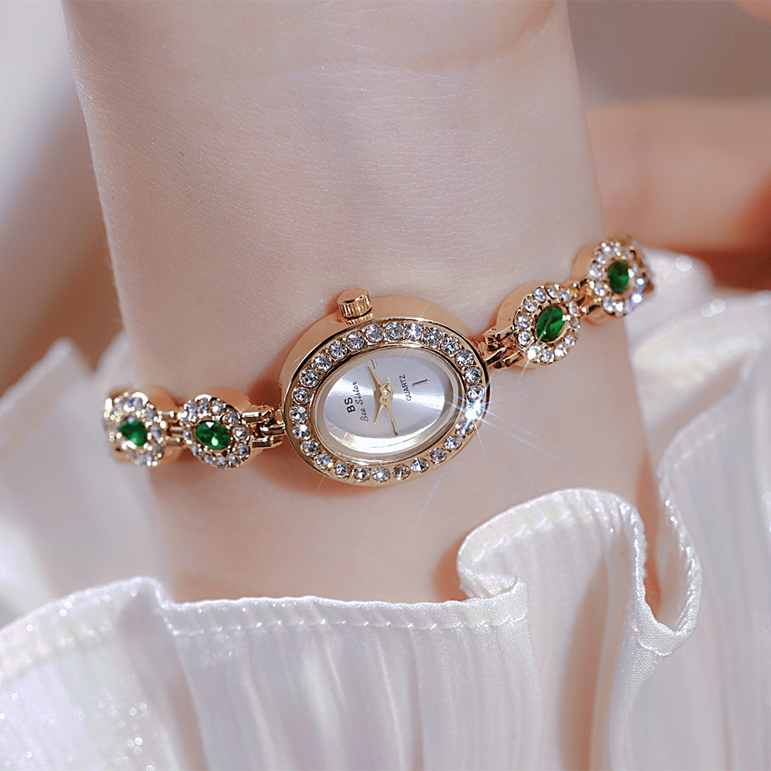 UTHAI New Women Chain Watch Li - Luxury Watch Vintage のレビューと価格