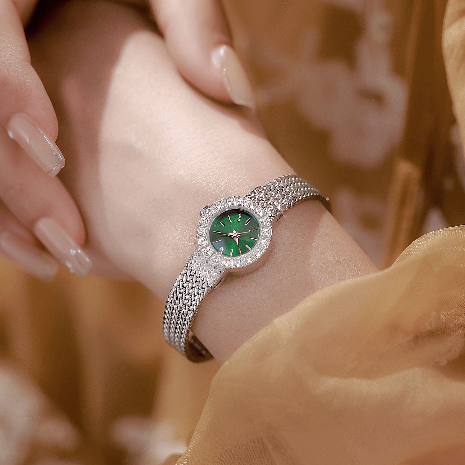 Vintage Women's Wristwatch Lux - Luxury Watch Vintage のレビューと価格