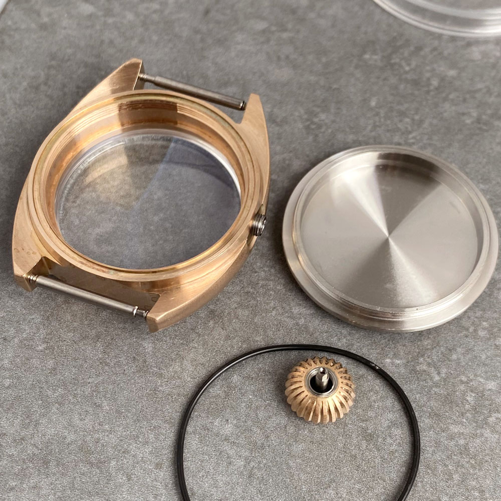36mm CUSN8 bronze barrel shape - Bronze Case Watch のレビューと価格