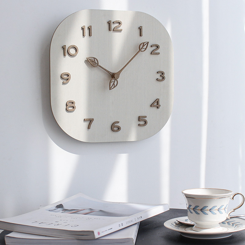 Modern Personality Wall Clock  - Luxury Watch House のレビューと価格